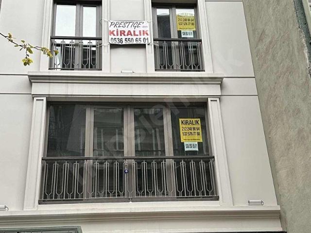 NİŞANTAŞI TOPAĞACINDA YENİ BİNADA KOMBİLİ LÜX DAİRE