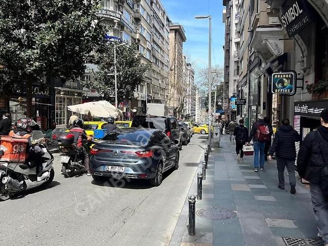 Nişantaşı Valikonağı'nda 95m² Bulunmaz Kiralık Mağaza