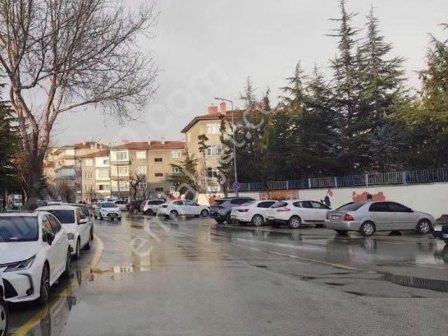 Niğde Mrz Selçuk Mah. Selçuk İlk Okulu Yanı Satılık Daire