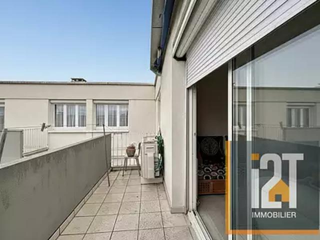 Nîmes 30000 Achat / Vente appartement 4 pièces t4 au dernier étage