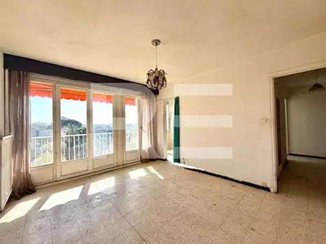 Nîmes 30000 Achat / Vente appartement 2 pièces t2 terrasse