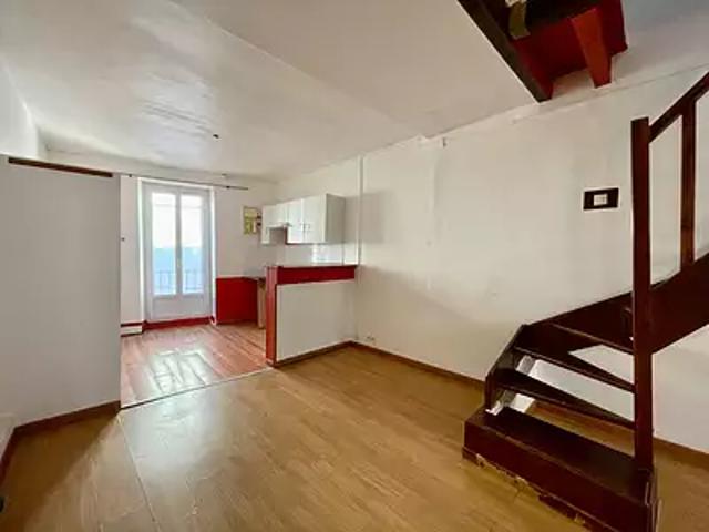Nîmes 30000 Achat / Vente appartement 2 pièces t2 au dernier étage