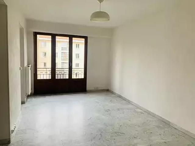 Nîmes 30000 Achat / Vente appartement 2 pièces t2 cave balcon