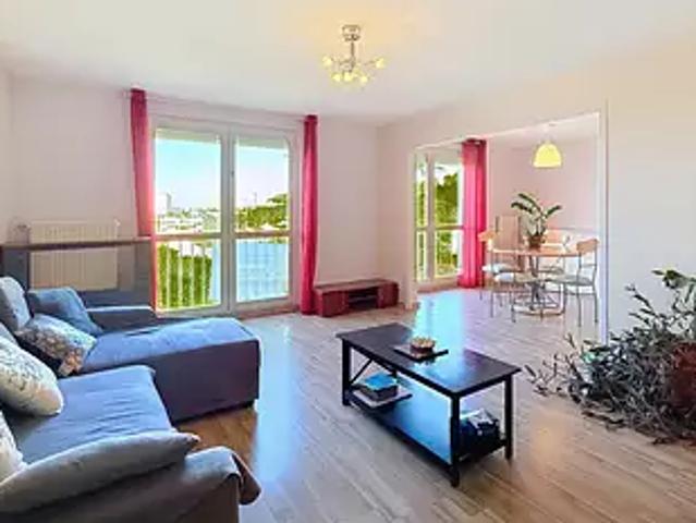 Nîmes 30000 Achat / Vente appartement 3 pièces t3 au dernier étage