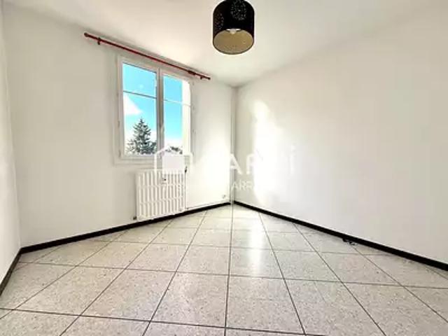 Nîmes 30000 Achat / Vente appartement 3 pièces t3 balcon