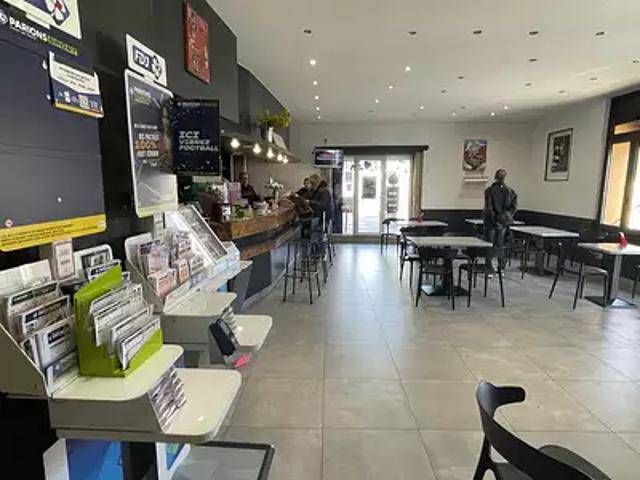 Nîmes 30000 Achat / Vente divers