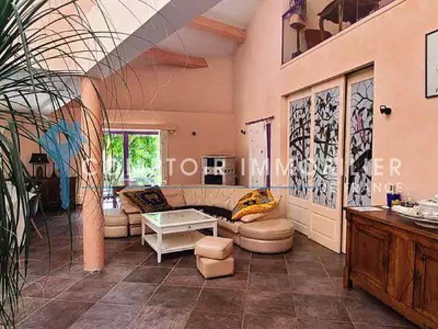 Nîmes 30000 Achat / Vente maison 9 pièces t9