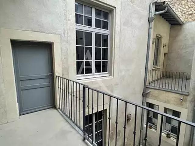 Nîmes 30000 Location appartement 4 pièces t4 terrasse
