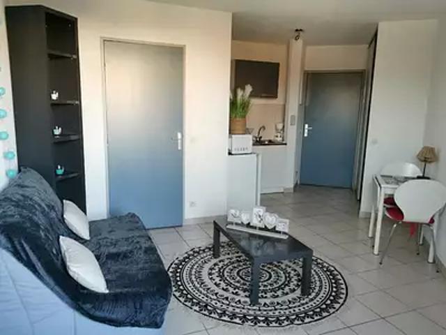 Nîmes 30000 Location appartement 1 pièce t1 balcon