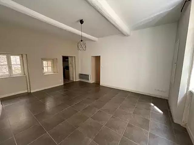 Nîmes 30000 Location appartement 2 pièces t2