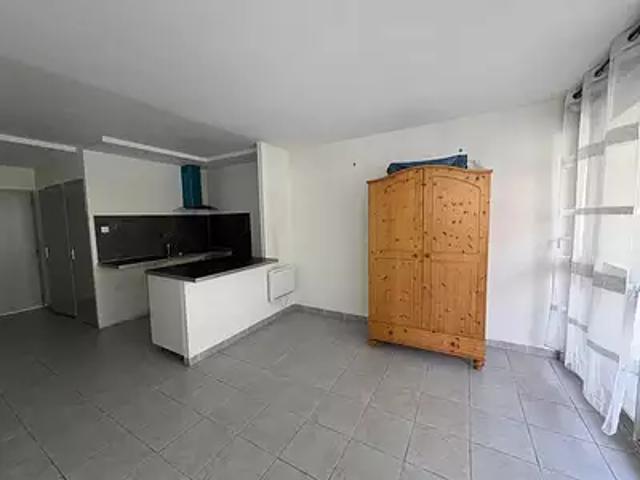 Nîmes 30000 Location appartement 2 pièces t2