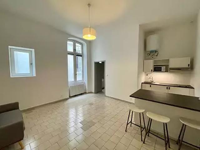 Nîmes 30000 Location appartement 2 pièces t2