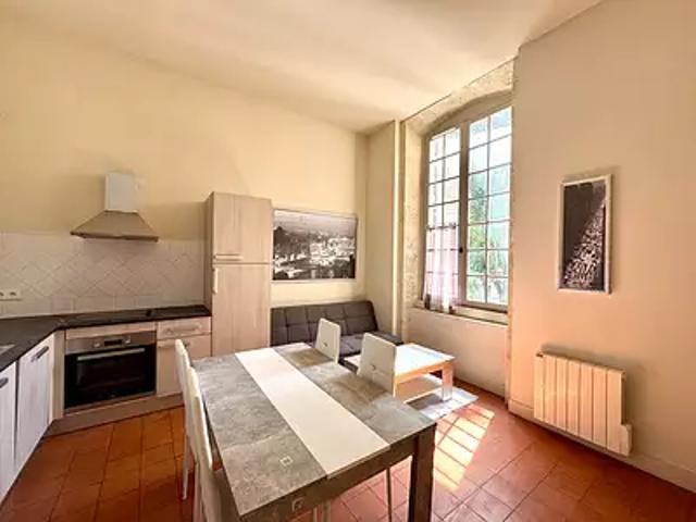 Nîmes 30000 Location appartement 2 pièces t2