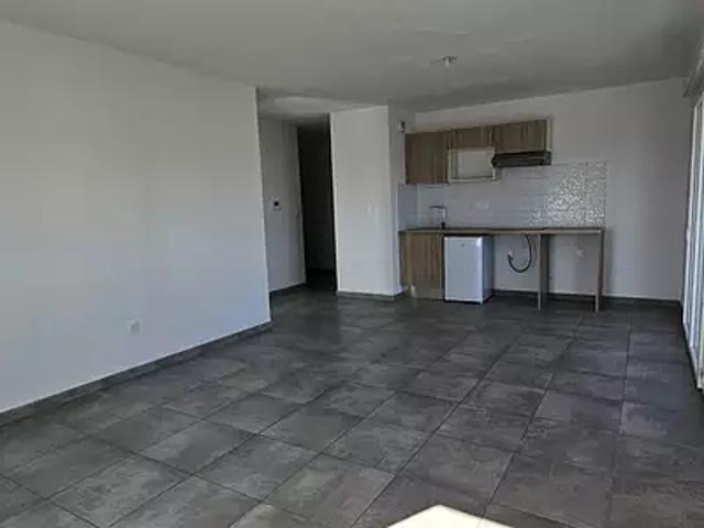 Nîmes 30000 Location appartement 3 pièces t3