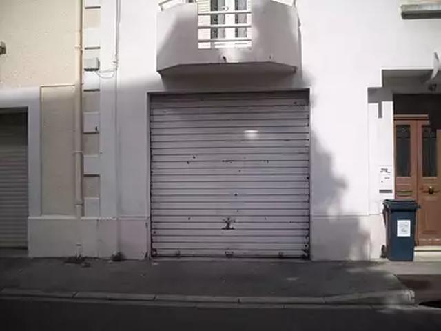 Nîmes 30000 Location parking au dernier étage