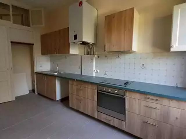 Nîmes 30900 Location appartement 4 pièces t4