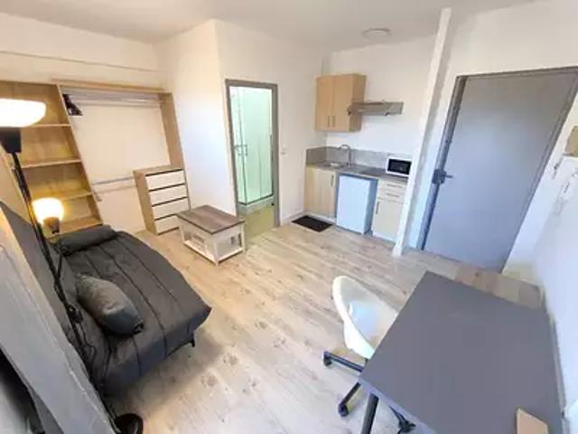Nîmes 30900 Location appartement 1 pièce t1 balcon