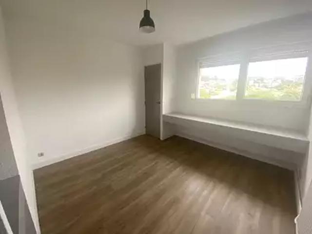 Nîmes 30900 Location appartement 1 pièce t1