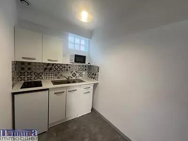 Nîmes 30900 Location appartement 1 pièce t1