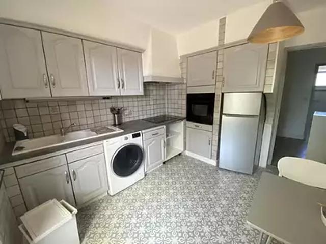 Nîmes 30900 Location appartement 2 pièces t2