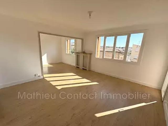 Nîmes 30900 Location appartement 3 pièces t3 terrasse