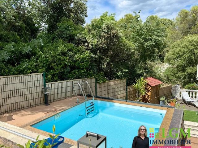 Nimes Villa Soignee 4 Chambres Piscine Garage 103m² Nîmes