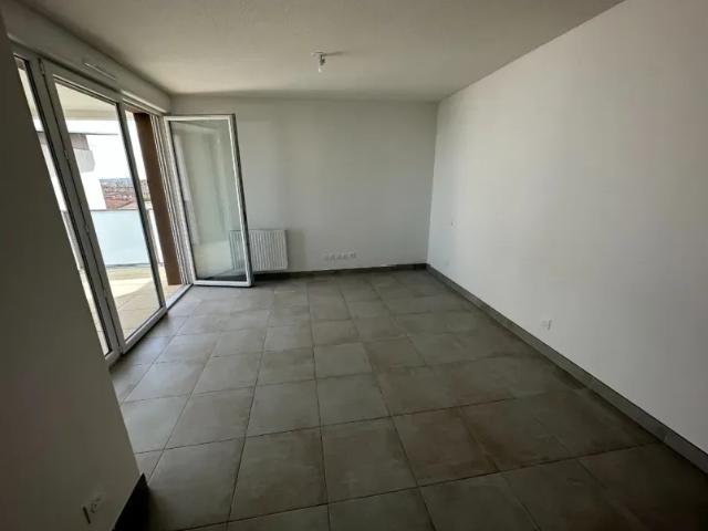 Nîmes Appartement 1 pièce 35 m²