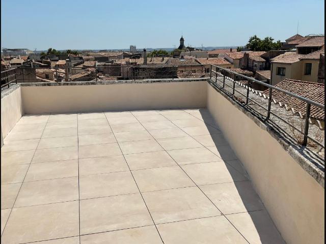 Nimes centre appartement neuf 4 pièces, dans un immeuble bou. 94m² Nîmes