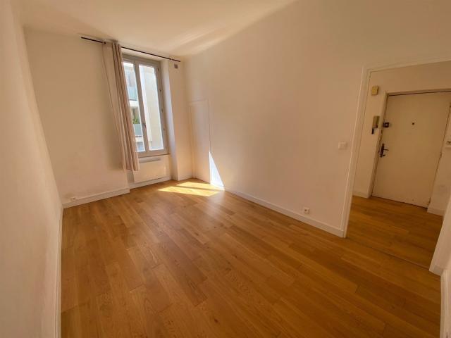 Nîmes Centre T2 Lumineux Secteur Carnot / Feuchères 37m² Nîmes