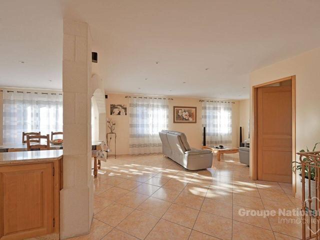 Nîmes EST grande villa familiale avec appartement indépendant