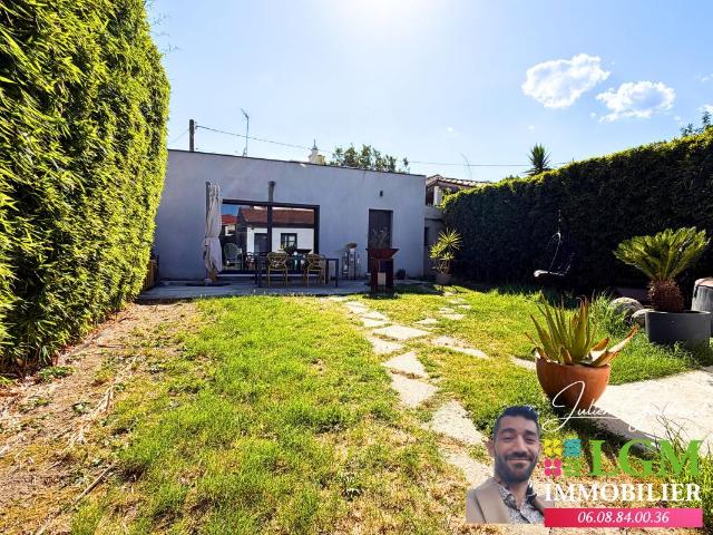 Nîmes – Les Marronniers | Maison rénovée de plain pied de 110 m² – Terrain de 461 m² – Deux garages