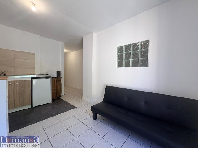 Nîmes, Location T1