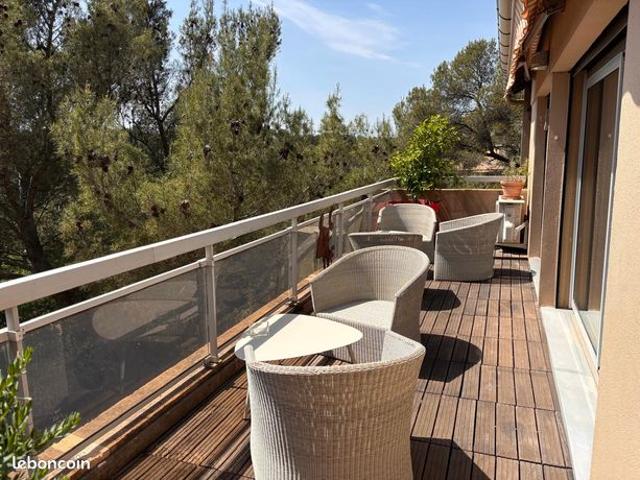 NIMES MONTAURY superbe APPT de 111 M²