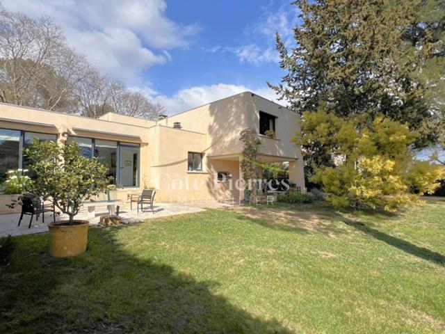 NIMES QUARTIER RECHERCHE