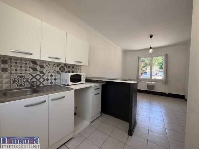 Nîmes STUDIO non meublé – secteur CHU