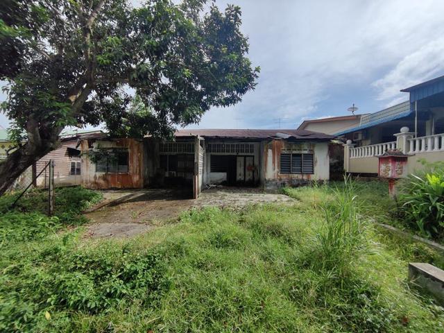 Nine Emperor Gods House and Land for Sale