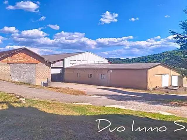 Niozelles 04300 Achat / Vente divers 6 pièces parking