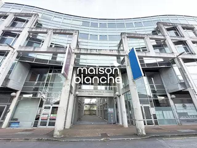 Niort 79000 Achat / Vente divers 13 pièces