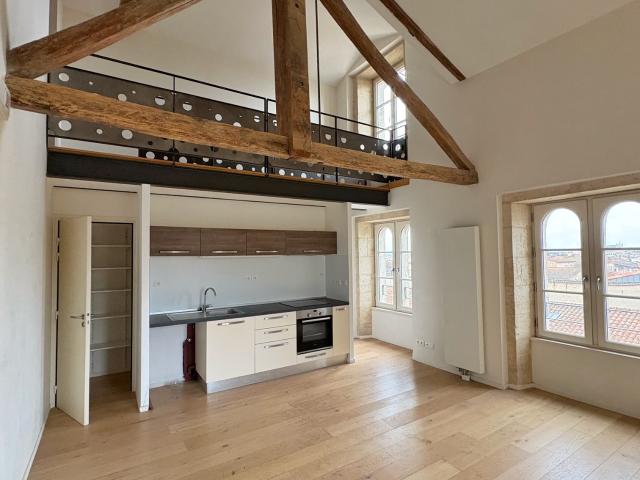 NIORT appartement duplex