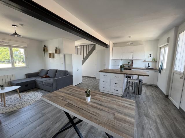 NIORT Maison T4 meublée avec garage et jardin