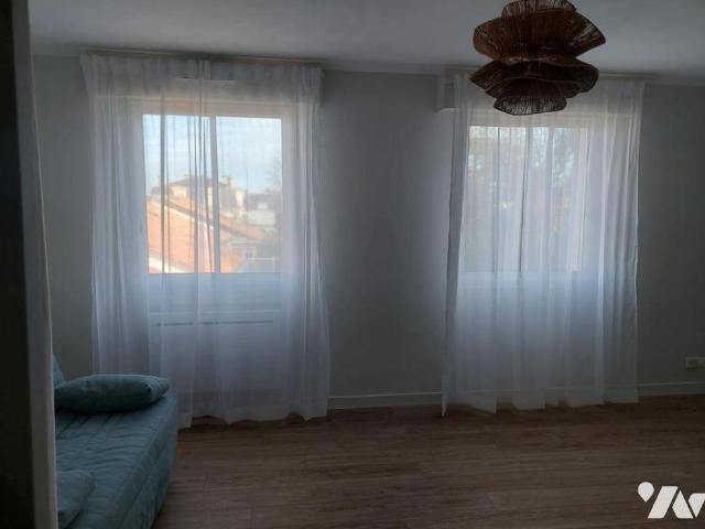 NIORT proche gare, studio de 25 m²