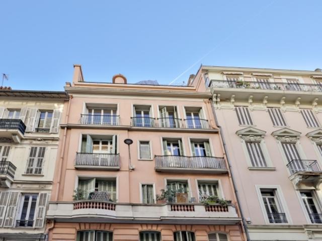 NICE MUSICIENS APPARTEMENT 4 PIECES DE 93M2 A VENDRE EXTERIEUR DE 36M2 TRES BEL EMPLACEMENT LIVRAISON PREVU FIN 2025
