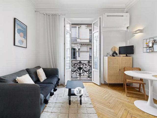 Nice Musiciens Studio meublé avec mezzanine Balcon 19m² Nice