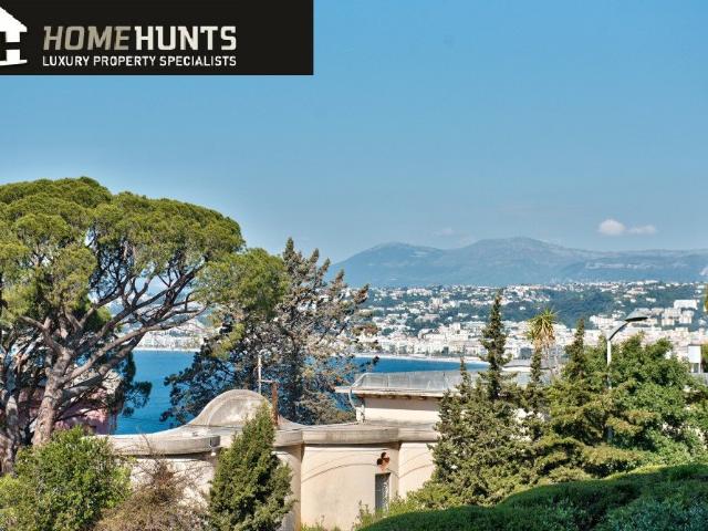 Nice Mont Boron Cap de Nice, discover this magnificent fla. 96m² Nice