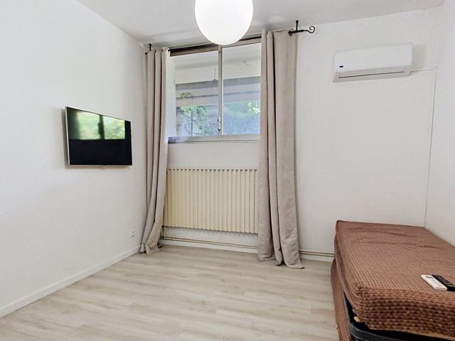 NICE MONT BORON STUDIO MEUBLÉ DE 18M² A LOUER PROCHE DES TRANSPORTS ET DES COMMERCES