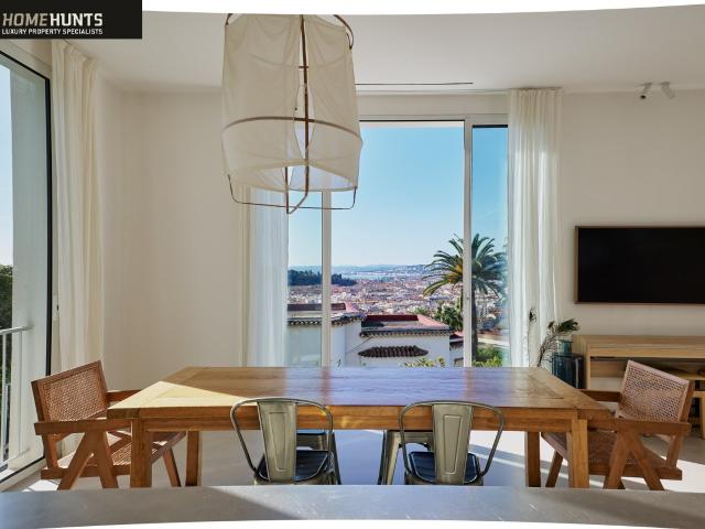 Nice Mont Boron: renovated villa with panoramic city and sea. 130m² Nice