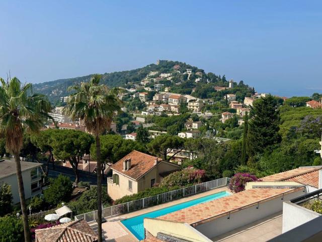 NICE MONT BORON VILLEFRANCHE SUPERBE 4P DERNIER ETAGE VUE MER