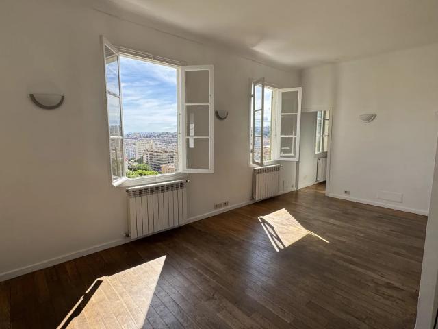 NICE MONT GROS: 3 bedrooms 64sqm | Quiet | Sea view