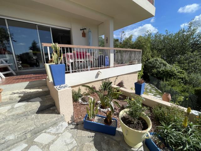 NICE NORD COLLINE 3 PIECES Rez de jardin 91 m2 Parking 429 000 €