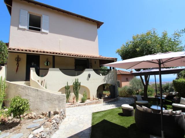 NICE NORD, CADRE VERDOYANT, CALME ABSOLU, MAISON, 5 Pièces, 116 m² AVEC 50m2 COMBLE NON AMENAGEES, VUE DEGAGEE, EXPOSITION SUD/OUEST, TERRASSE & JARDIN AVEC CUISINE